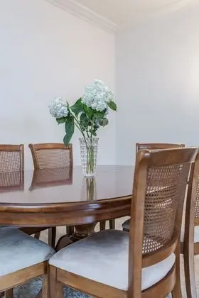 Luxury Apart Daire, 2 Yatak Odası (Kensington Duplex with Balcony)