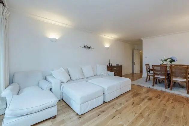 Luxury Apart Daire, 2 Yatak Odası (Kensington Duplex with Balcony)
