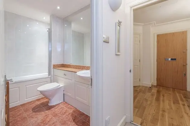 Luxury Apart Daire, 2 Yatak Odası (Kensington Duplex with Balcony)