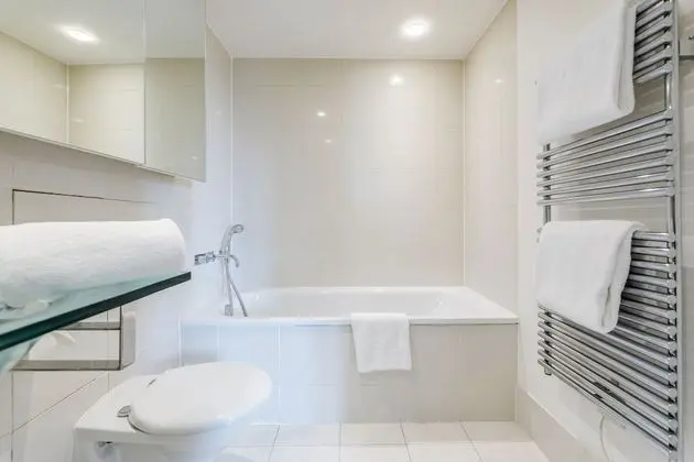 Luxury Apart Daire, 2 Yatak Odası (Kensington Duplex with Balcony)