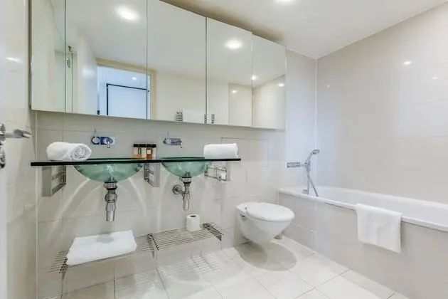 Luxury Apart Daire, 2 Yatak Odası (Kensington Duplex with Balcony)