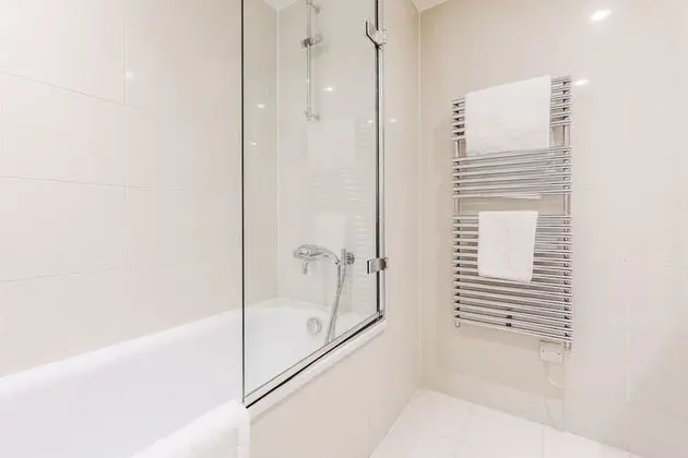 Luxury Apart Daire, 2 Yatak Odası (Kensington Duplex with Balcony)