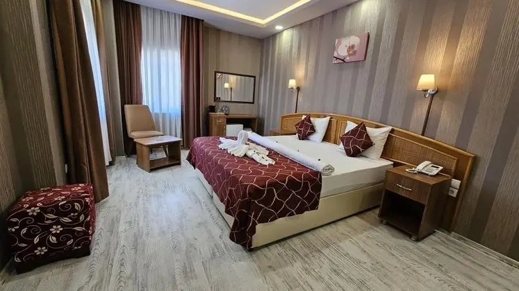 Standart Oda, Deniz ve Dağ Manzaralı, Klimalı