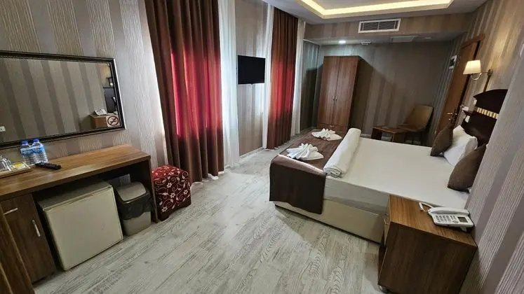 Standart Oda, Deniz ve Dağ Manzaralı, Klimalı