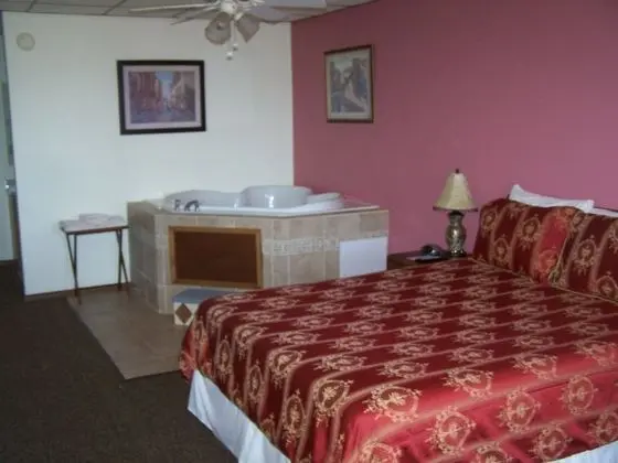 Romantic Tek Kişilik Oda, 1 Büyük (Queen) Boy Yatak, Sigara İçilmez, Göl Manzaralı