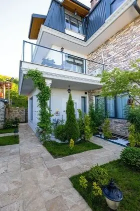 Luxury Villa