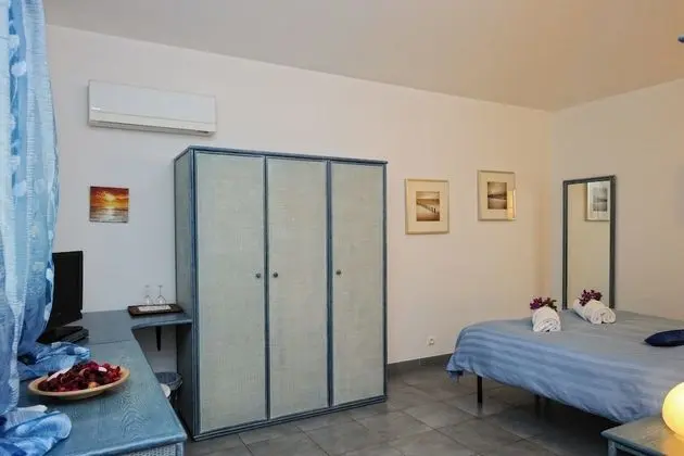 Classic Tek Büyük Yataklı Oda