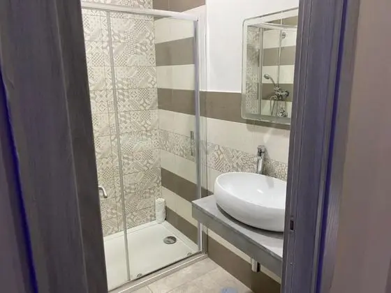 Tek Büyük veya İki Ayrı Yataklı Oda, Şehir Manzaralı