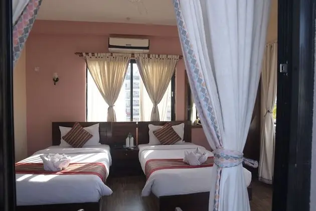 Deluxe Tek Büyük veya İki Ayrı Yataklı Oda, Dağ Manzaralı