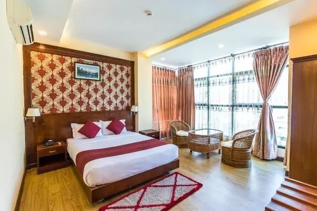 Deluxe Tek Büyük Yataklı Oda