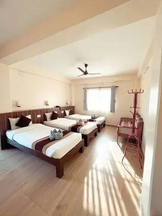 Deluxe Üç Kişilik Oda