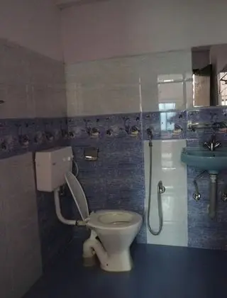 Basic Tek Büyük Yataklı Oda
