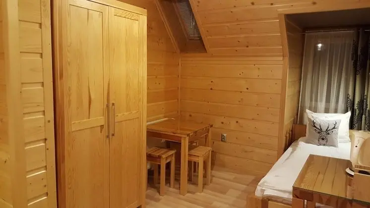 Standard Üç Kişilik Oda, Özel Banyo, Dağ Manzaralı