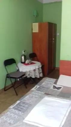 Tek Büyük Yataklı Oda, Ortak Banyo