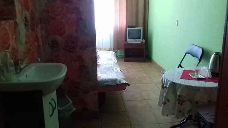 Tek Büyük Yataklı Oda, Ortak Banyo
