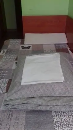 Tek Büyük Yataklı Oda, Ortak Banyo