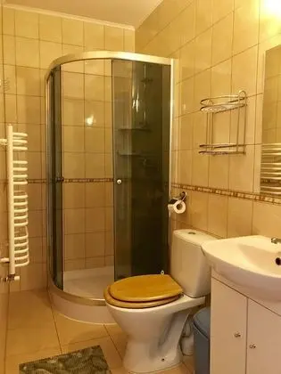 Dört Kişilik Oda (2)