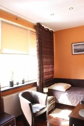 İki Ayrı Yataklı Oda, 2 Tek Kişilik Yatak