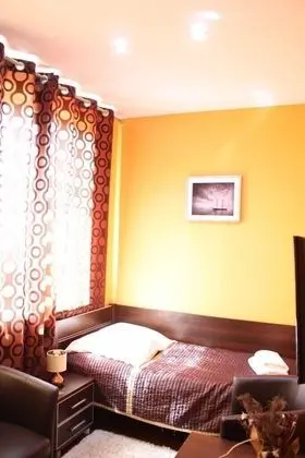 İki Ayrı Yataklı Oda, 2 Tek Kişilik Yatak