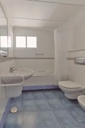 Panoramic Tek Büyük Yataklı Oda