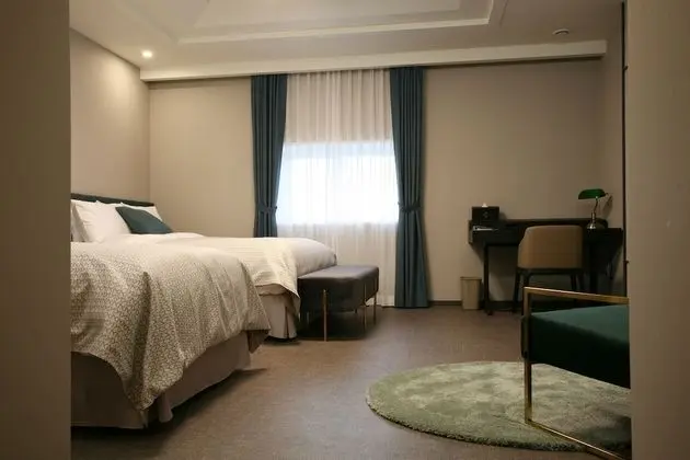 Deluxe İki Ayrı Yataklı Oda