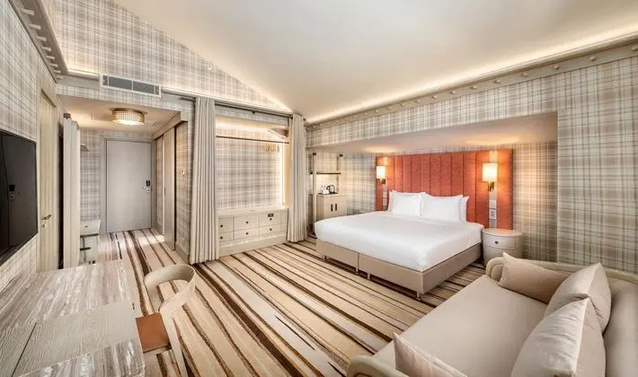 Corner Room,şehir Manzaralı