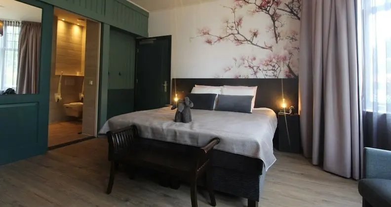 Comfort Tek Büyük veya İki Ayrı Yataklı Oda, Engellilere Uygun