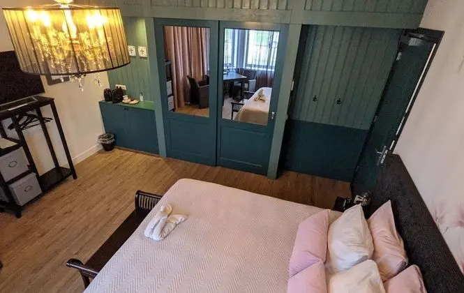 Comfort Tek Büyük veya İki Ayrı Yataklı Oda, Engellilere Uygun