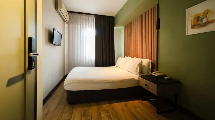 Ekonomik Tek Kişilik Oda,Şehir Manzaralı,Balkonsuz