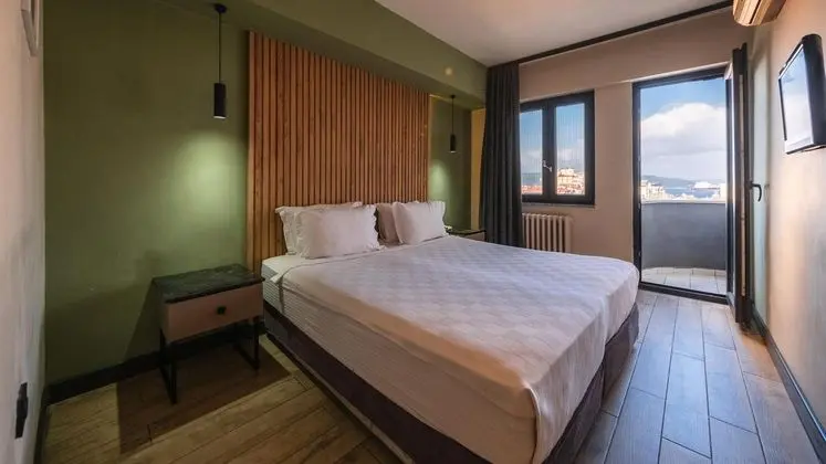 Standart Geniş Oda,Şehir Manzaralı,Balkonsuz