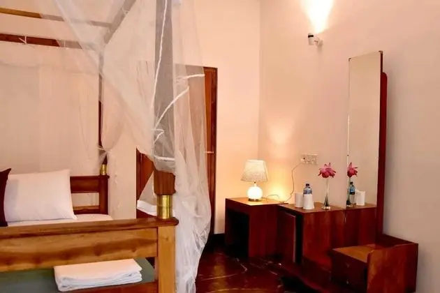 Standard Tek Büyük Yataklı Oda, 1 Çift Kişilik Yatak, Sigara İçilmez, Bahçe Manzaralı