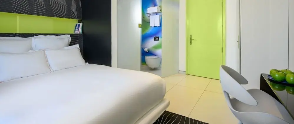 Tek Büyük Yataklı Oda, Şehir Manzaralı (Poli Deluxe)