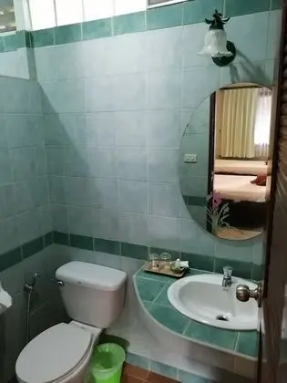 Basic Tek Büyük veya İki Ayrı Yataklı Oda