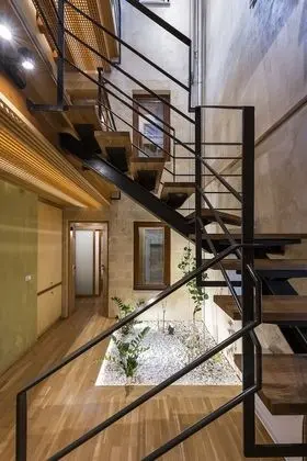 Deluxe Tek Büyük Yataklı Oda, 1 Büyük (Queen) Boy Yatak, Sigara İçilmez, Şehir Manzaralı