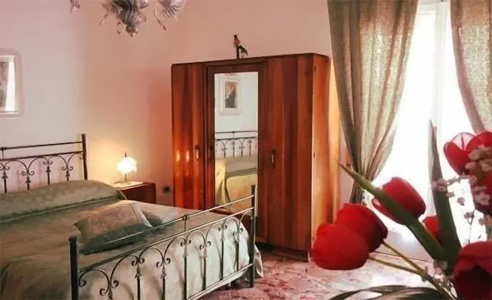 Dört Kişilik Oda, Balkon, Bahçe Manzaralı