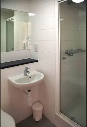 Tek Kişilik Oda, Banyolu/Duşlu