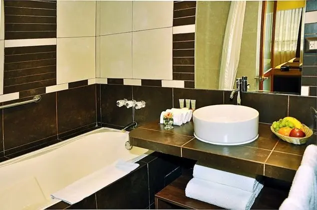 Standard Tek Büyük Yataklı Oda, Şehir Manzaralı
