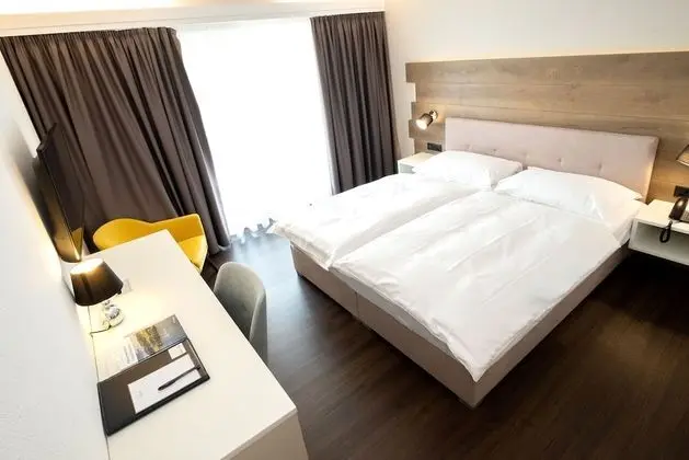 Standard Oda, Şehir Manzaralı