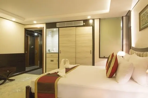 Deluxe Tek Büyük veya İki Ayrı Yataklı Oda