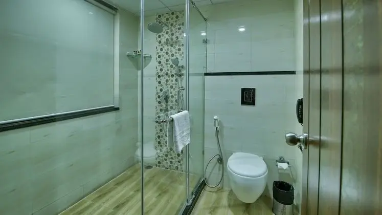 Superior Tek Büyük veya İki Ayrı Yataklı Oda