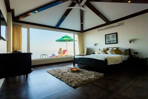Superior Villa, 1 Yatak Odası, Özel Banyo, Havuz Manzaralı