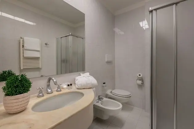 Classic Üç Kişilik Oda