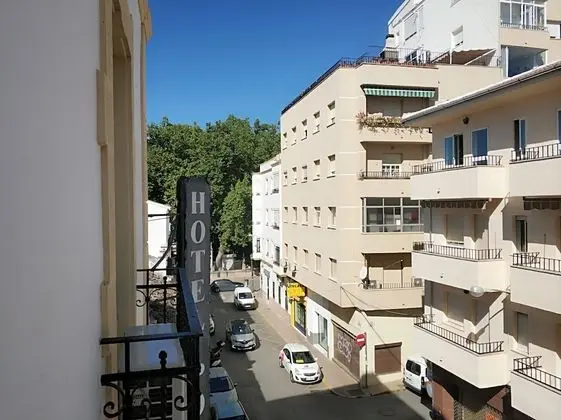 Tek Büyük Yataklı Oda, 1 En Büyük (King) Boy Yatak, Balkon, Şehir Manzaralı