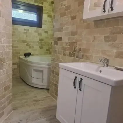 Standard Jakuzili Köy Evi