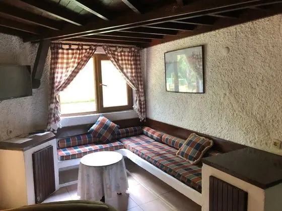 Villa 1