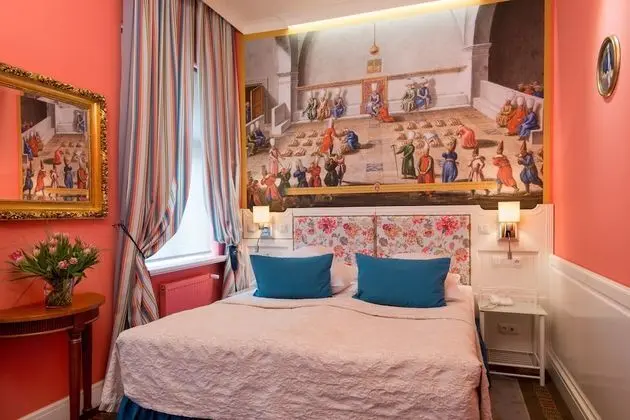 Tek Büyük Yataklı Oda