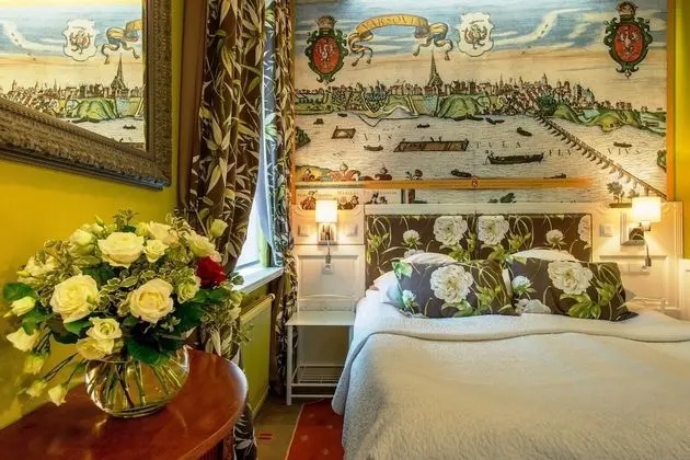 Tek Büyük Yataklı Oda