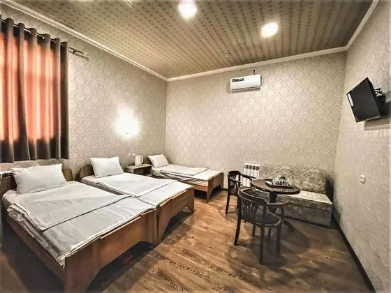 Basic Üç Kişilik Oda