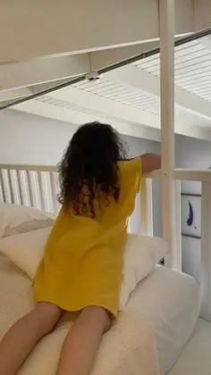 Aile Suiti, Sokak Manzaralı