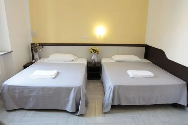 Deluxe Tek Büyük veya İki Ayrı Yataklı Oda